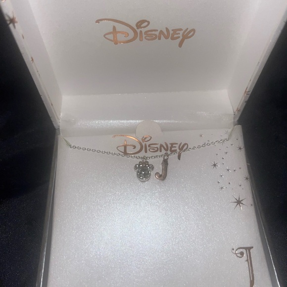 Disney Minnie Mouse initial necklace - Picture 1 of 3